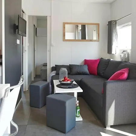 Mobilheim Mit Whirlpool Apartment Wackersdorf